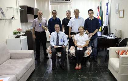 Tamiko recebe visita de gerente do Banco do Brasil