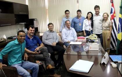 Tamiko recebe representantes da Raízen