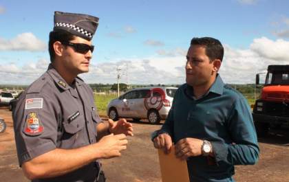 “Segurança é primordial com a Delegada iniciada”, afirma vereadores Tião, Juliano e Ailton