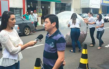 Acia sorteia vales compras e motos da promoção Encanto de Natal