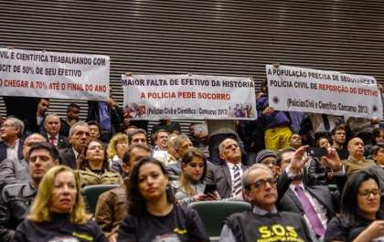 Polícia Civil perde 381 agentes aposentados em 2017 e atua sem 1/4 da equipe