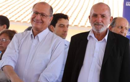 A convite do Palácio, vereador Joaquinzão companha Alckmin em sua visita pela região