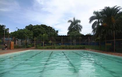 Governo de Andradina realiza exames médicos para uso da piscina do CSU no próximo sábado