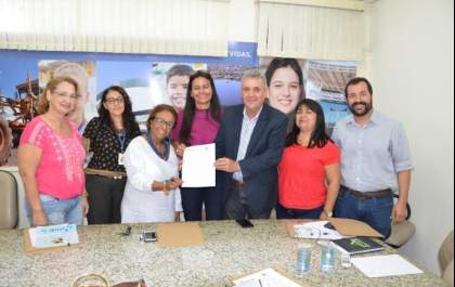 Prefeito recebe representantes do Fórum Regional de Educação Infantil da Costa Leste