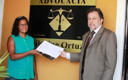 Em Andradina Vivo é condenada a indenizar cliente em R$ 7 mil por negativação indevida