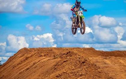 Pilotos de Motocross já começam a realizar treino preparatório para o Carnacross em Paulicéia