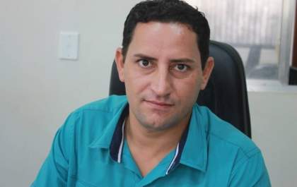 Juliano pede construção de canil para abrigar os animais da APACA