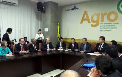 Em Brasília, Tamiko discute estratégias como membro dos Municípios Sedes de Usinas Hidroelétricas