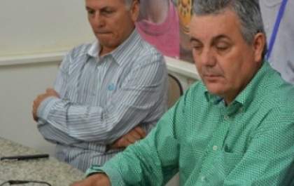 ‘Preferência’ do prefeito por determinado órgão de imprensa gera descontentamento nos demais
