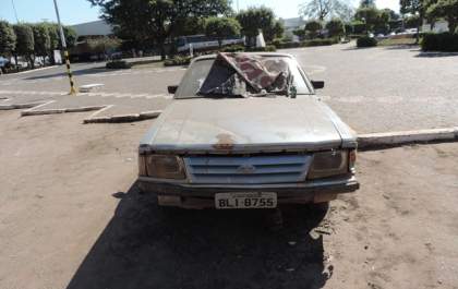 Projeto de Adão da Apae prevê remoção de carros abandonados em locais públicos
