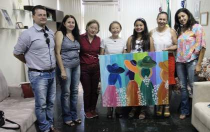 Tamiko ganha tela do Projeto Talentos da escola Josepha