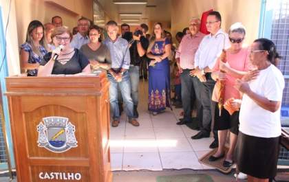 Com festa, prefeita inaugura nova sede do Fundo Social em Castilho