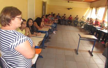Prefeita Fátima dá início ao Programa Jovem Agricultor do Futuro