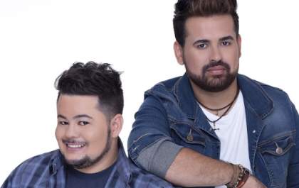 Sábado tem show em dose dupla na Praça do Povo com Caio Henrique & Gustavo e Junior e Thyago 