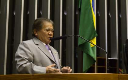 Deputado Akira Otsubo cobra centros de distribuição de etanol em MS