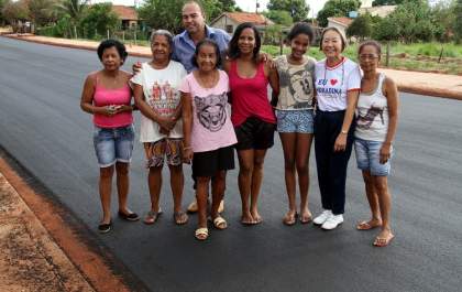 Tamiko acompanha pavimentação do PAC2 no Bom Jesus