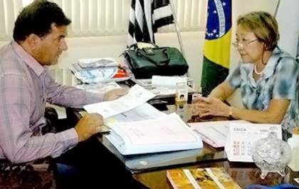 Vereador Silas conquista mais R$ 250 mil para asfalto com emenda de Major Olimpio