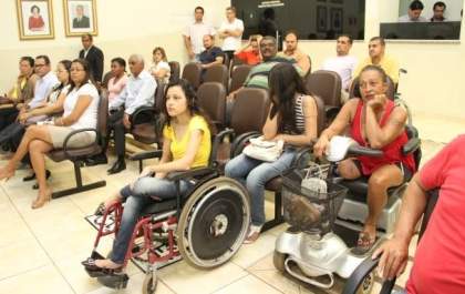 Câmara aprova criação do conselho de defesa das pessoas com deficiência