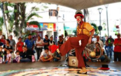 Governo de Andradina e Circuito Cultural Paulista trazem circo Sanduba Delivery na sexta