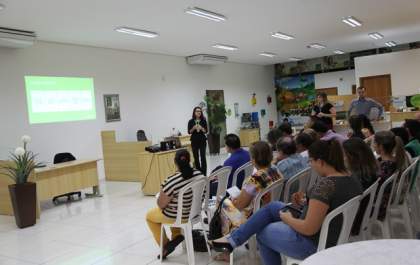 Sicredi comemora 4 anos em Andradina com palestra aos associados