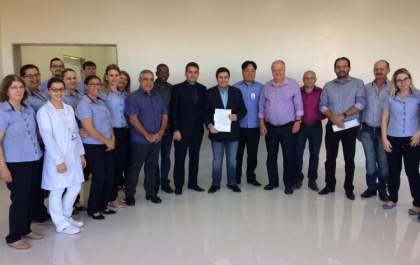 Santa Casa de Andradina recebeu deputado que conquistou gerador de energia para o Centro de Hemodiálise