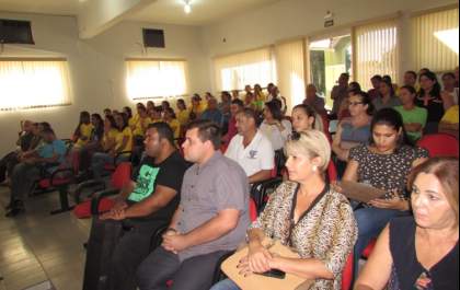 Secretária da Saúde expõe gastos em audiência