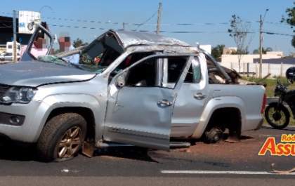 Capotamento deixa motorista ferido na rodovia Euclides da Cunha