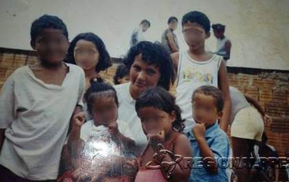Mãe sonha em rever quatros filhos acolhidos há 12 anos em Araçatuba