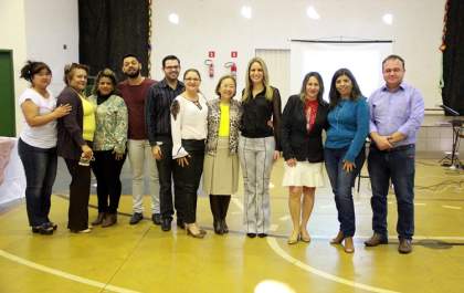Tamiko participa de evento com a presidente da Federação das Apaes