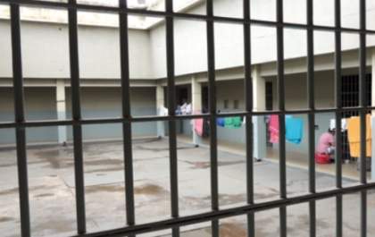 Juiz proíbe cadeia de Santa Fé de receber mais do que 48 presos