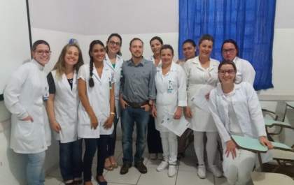 Medicina Preventiva da Unimed Andradina ministra palestra sobre aleitamento materno