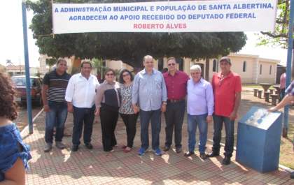 Prefeita visita deputados na região em busca de recursos para Castilho