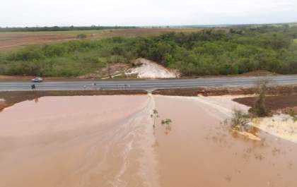 Morador de Dracena faz imagens com Drone em local que ficou interditado na SP-294