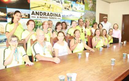 Tamiko recebe atletas que representaram Andradina no JORI 2017