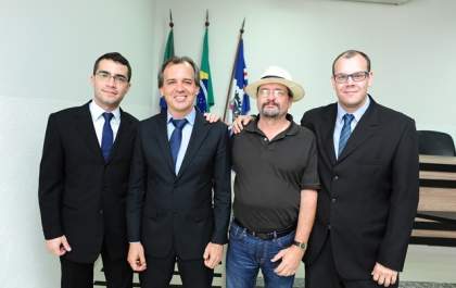 Beto Araújo realiza palestra sobre bem estar animal