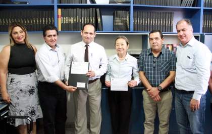Governo de Andradina e Itesp entregam certidões ao cartório para Regularização Fundiária de Planalto