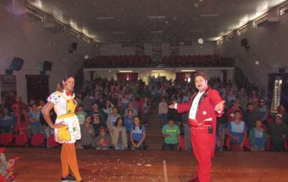 Secretaria de Educação proporciona show de Mágica para alunos da Rede Municipal