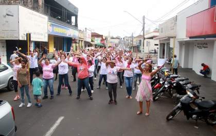 Governo de Andradina e Rapac realizam Caminhada “Outubro Rosa”