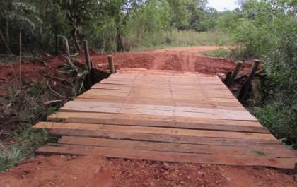 Prefeita Fátima conserta ponte da Pendengo em 48 horas