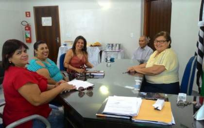 Dirigente Regional de Ensino visita prefeita Fátima