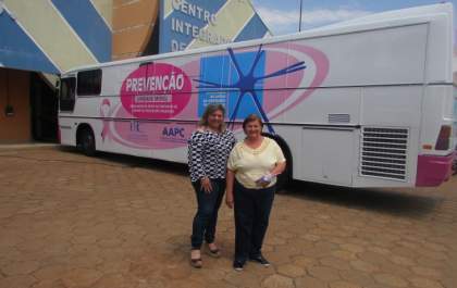 Prefeita acompanha exames preventivos em ônibus itinerante