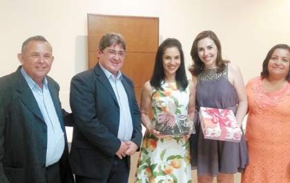 Lu Alckmin participa de recepção em Dracena
