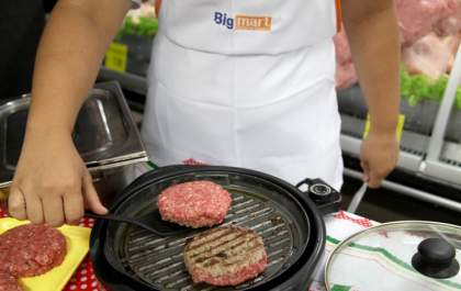 Big Mart lança hambúrguer goumert: Big Beef