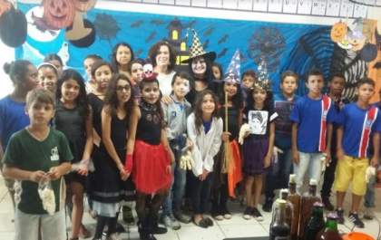 Escola desenvolve Projeto Halloween com alunos e professores