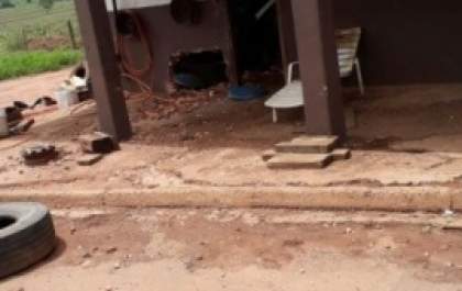 Explosão de compressor de ar mata uma pessoa em borracharia
