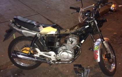 Motociclista tem pé decepado após ser atingido por carro; motorista estava bêbado