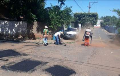 SEINTRA empenha equipes para melhorar sinalização viária e condições de tráfego nas ruas