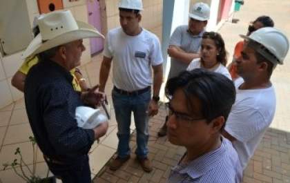 Equipe da Prefeitura de Três Lagoas visita obras em andamento