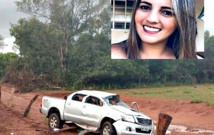 Sem cinto, motorista é arremasada de Hilux e morre após capotar em estrada