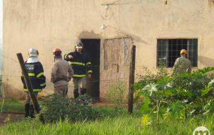 Incêndio misterioso destrói móveis em residência na Capital